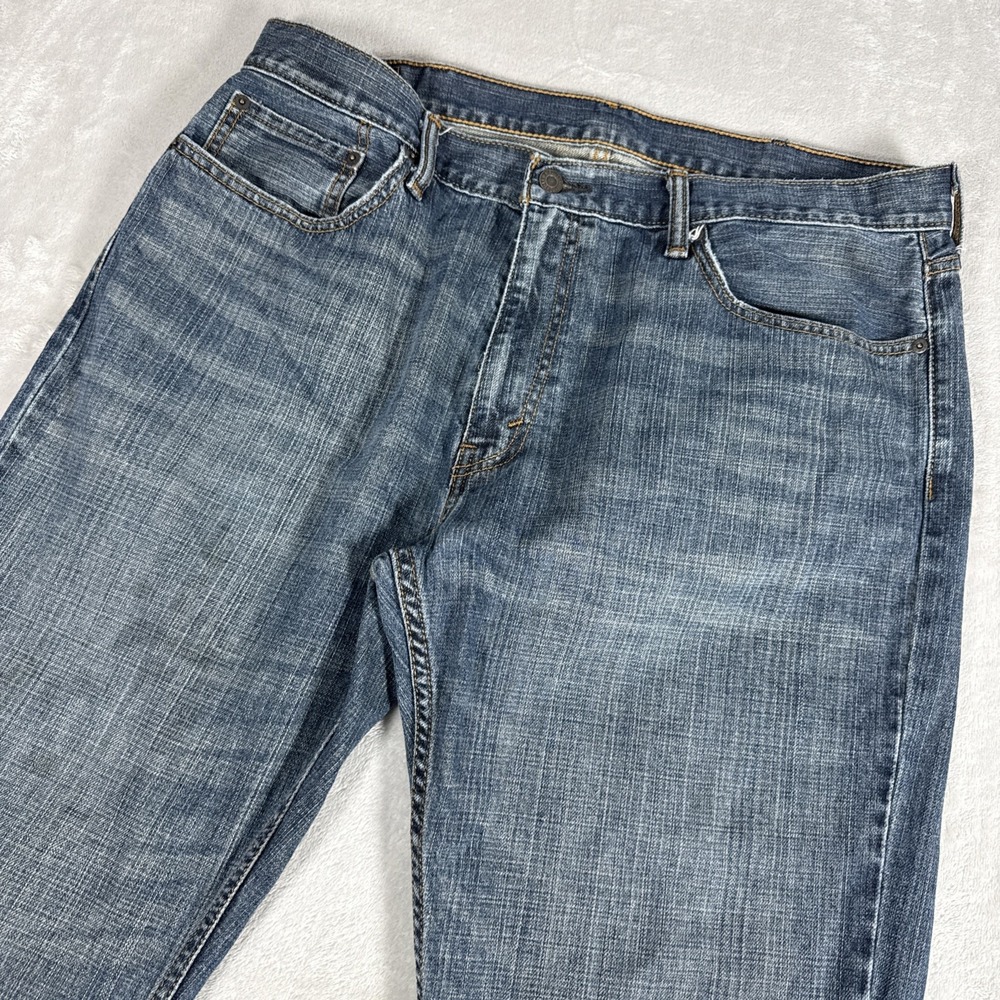 Levi's 559 Men's Jeans Size 38x30 Blue Relaxed Straight Med Wash